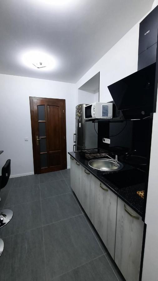 House Side By Side Apartment Brasov Exterior photo