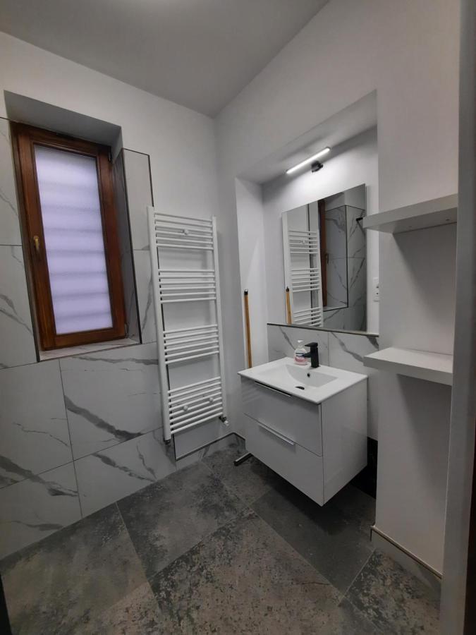 House Side By Side Apartment Brasov Exterior photo